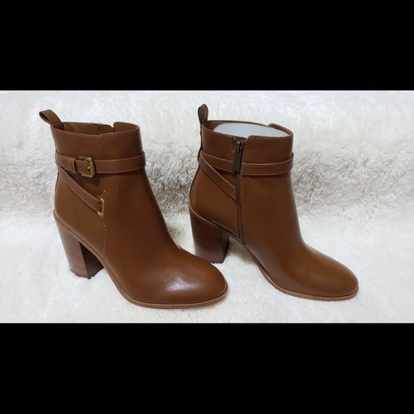 Michael Kors ankle booties - Picture 3 of 12
